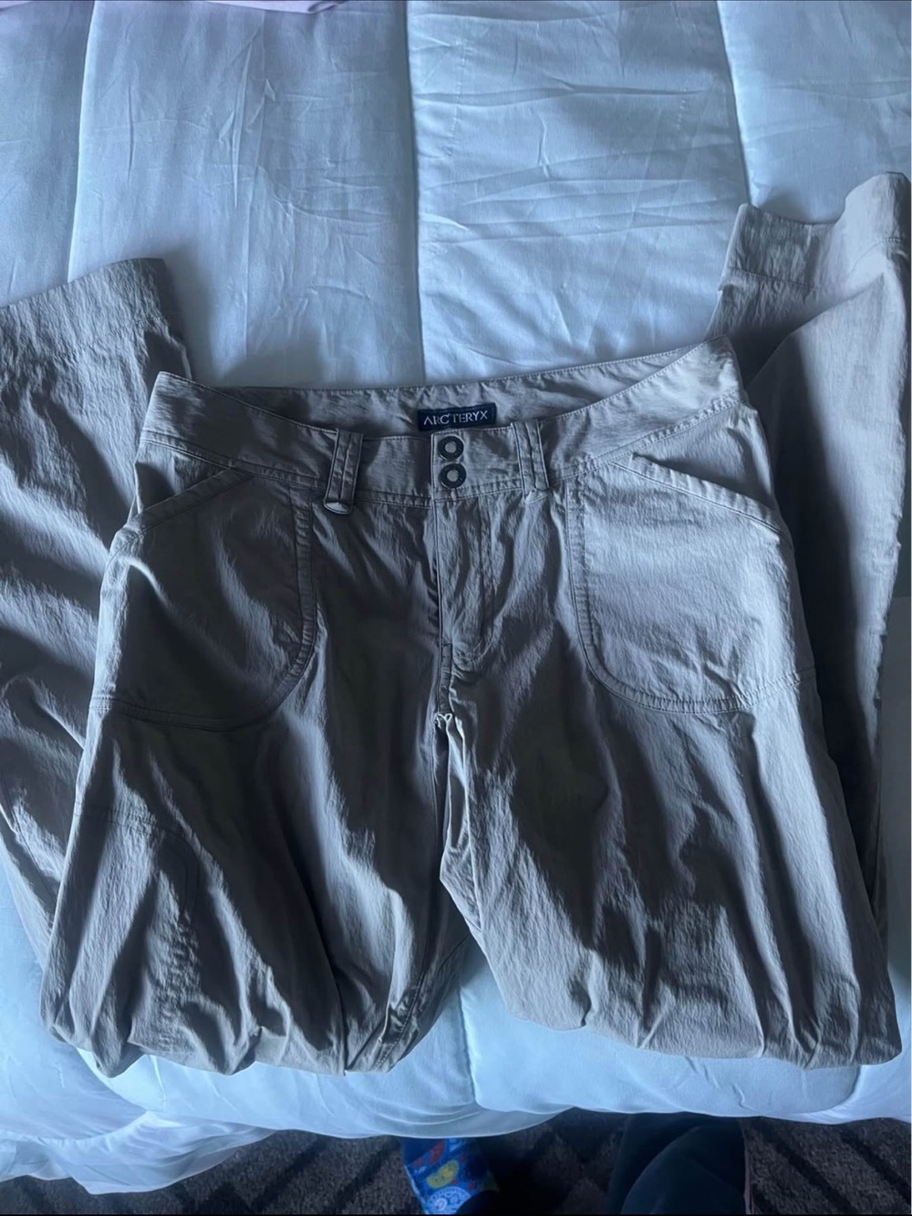 Arc'teryx Men's Light Gray Cargo Pants